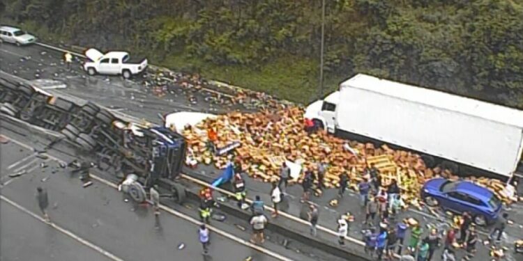 [Vídeo] Grave acidente bloqueia a BR-376, entre SC e PR