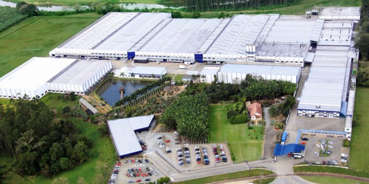 Zanotti Elásticos, de Jaraguá do Sul, está contratando