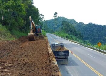 [Fotos] Serra de Corupá segue em obras e com trechos parcialmente interditados