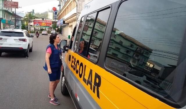 Presidente da Câmara de Jaraguá pauta polêmico projeto das vans para sessão desta terça