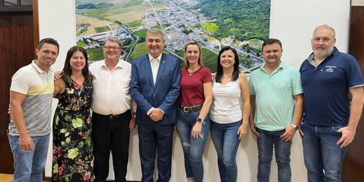 Com emenda de Lunelli, ligação entre Massaranduba e Jaraguá será pavimentada