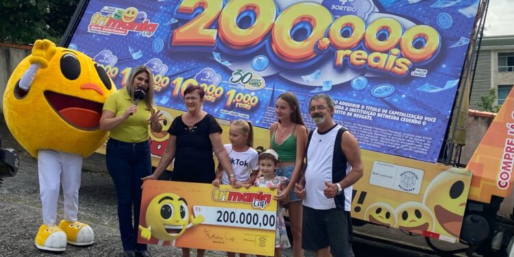 Moradora de Jaraguá do Sul ganha R$ 200 mil na Trimania