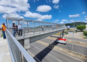Nova passarela para pedestres é liberada na BR-280, em Guaramirim