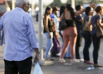 Governo antecipa décimo terceiro de aposentados e pensionistas