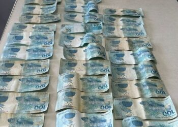 Mulher é presa após furtar R$ 3.804 em Jaraguá e esconder dinheiro na parte íntima