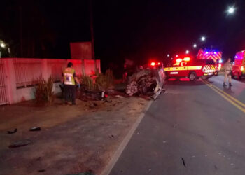 Motorista embriagado invade a contramão, colide em moto e dois jovens morrem em SC