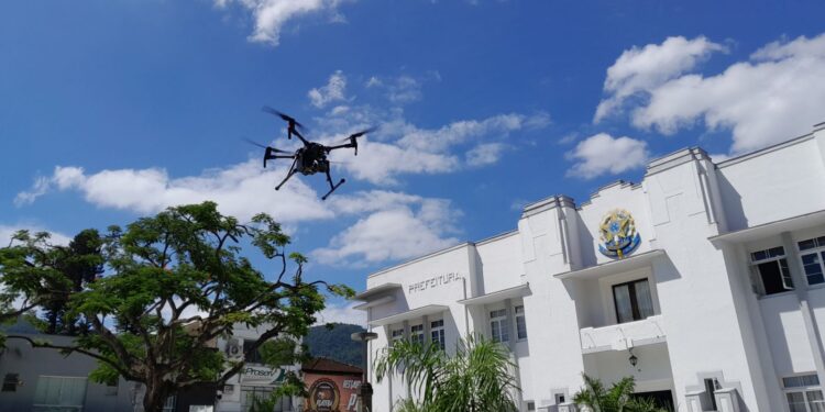 Jaraguá do Sul começa a utilizar drones em vistorias de combate à dengue