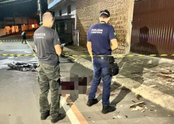 Homem morre após cair de cinco metros de altura durante incêndio em Jaraguá do Sul