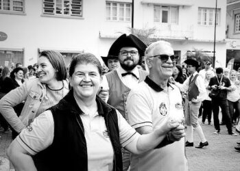 Empresária que morreu após queda de escadaria será sepultada nesta quinta-feira (28)