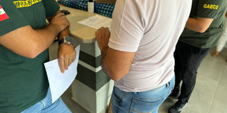 Operação Mensageiro cumpre mandados em São João do Itaperiú