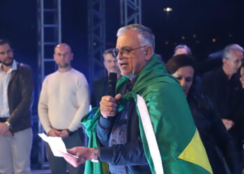 Prefeito Jair Franzner propõe título de Cidadão Jaraguaense a Bolsonaro e Michelle