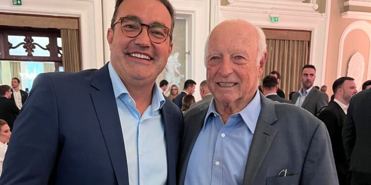 Dênis Lunelli se encontra com Jorge Gerdau no Fórum da Liberdade, no Rio Grande do Sul