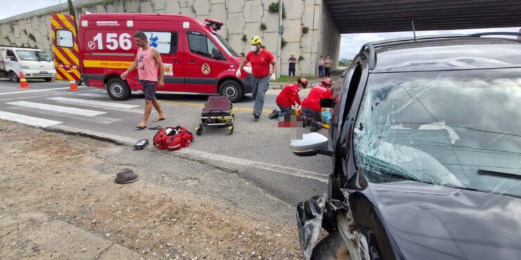 Pedestre fica gravemente ferido ao ser atropelado em Barra Velha