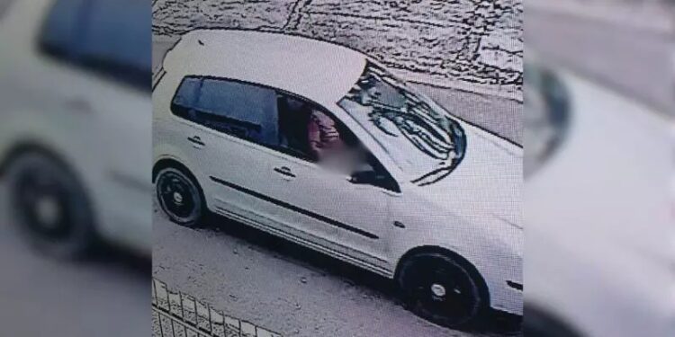 Polícia prende homem que se masturbava na frente de crianças em SC