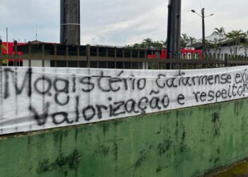 Cerca de 150 professores estão em greve na regional de Jaraguá do Sul