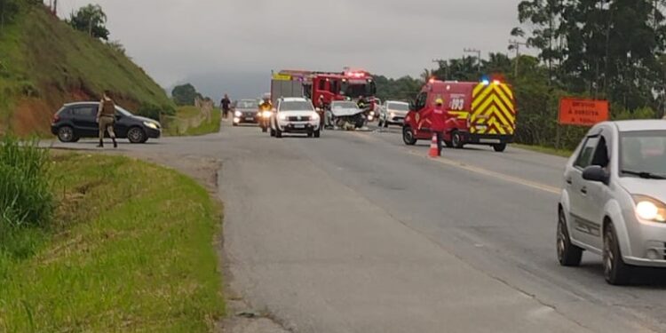 Acidente grave é registrado na BR-280, em Guaramirim