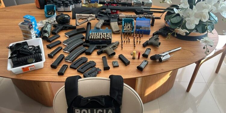 PF deflagra nova fase da Operação Lesa Pátria em SC e outros sete estados