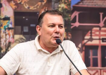 Vereador é alvo de operação contra corrupção em Joinville