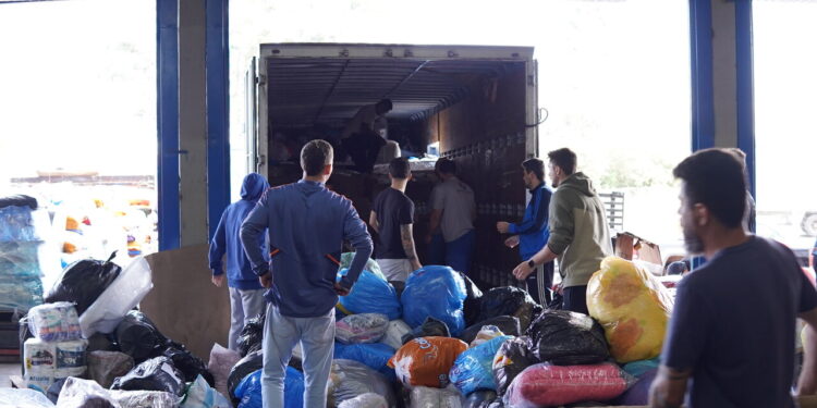 Sicredi dobra valor arrecadado em doações para o Rio Grande do Sul