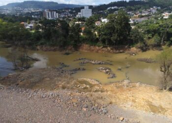 Governador autoriza dragagem do Rio Itajaí-Açu neste sábado em Rio do Sul