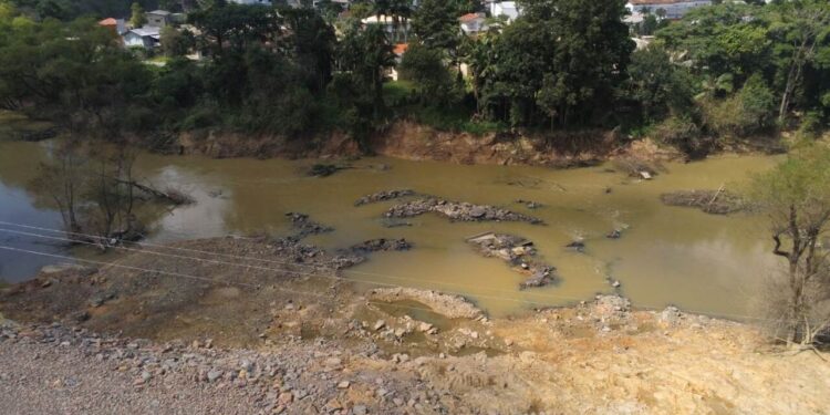 Governador autoriza dragagem do Rio Itajaí-Açu neste sábado em Rio do Sul