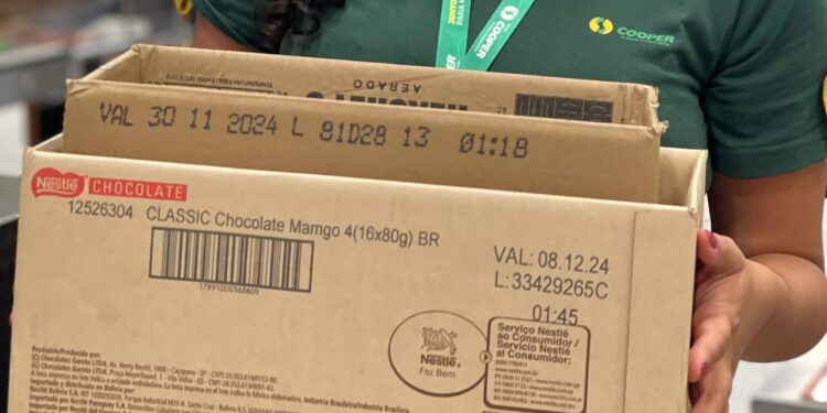 Rede Cooper realiza Dia Sem Sacola nesta quarta-feira (15) com novidades para a comunidade