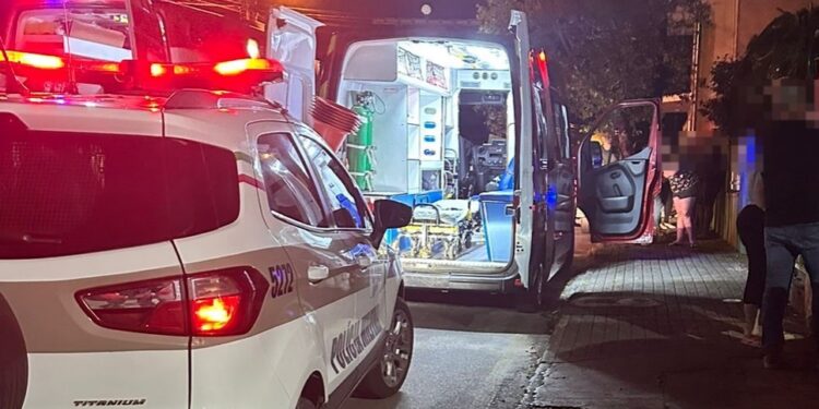 Mulher fica gravemente ferida após ser esfaqueada pelo inquilino em Jaraguá do Sul