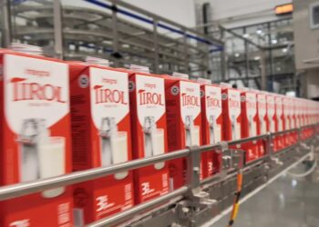 Tirol envia mais de 150 mil litros de leite para o Rio Grande do Sul