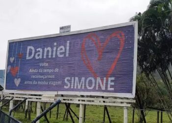 Mulher pede reconciliação em outdoor em Jaraguá do Sul: “Volta. Ainda dá tempo”