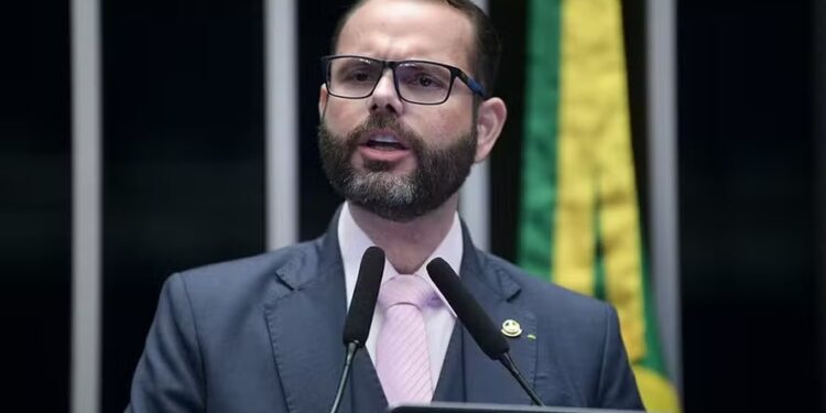 TSE pede mais provas em processo que pode cassar senador Jorge Seif