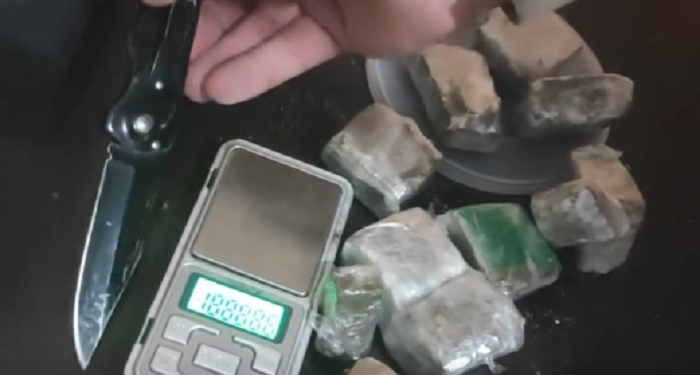 [Vídeo] Homem é preso por tráfico de drogas em Jaraguá do Sul