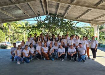 Alunos da Escola São José de Guaramirim participam de campanha em prol de APAEs do Oeste de SC