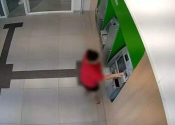 [Vídeo] Avô fica com R$ 248 em conta após neta furtar R$ 179 mil para gastar no ‘Jogo do Tigrinho’