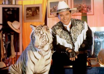 [Vídeo] Após 32 anos, Beto Carrero World encerra atividades do zoológico