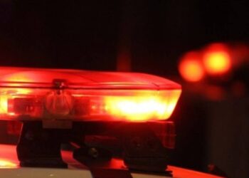 Homem alega tiro acidental após matar esposa em Joinville