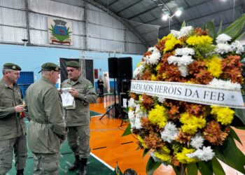 [Guaramirim] Combatentes da FEB são homenageados no 80º aniversário do embarque à Segunda Guerra Mundial