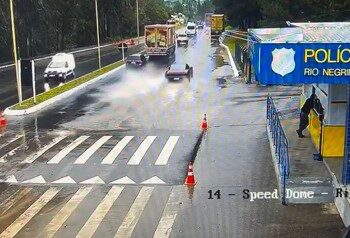 [Vídeo] Motorista de Porsche faz ultrapassagem indevida e é abordado na BR-280