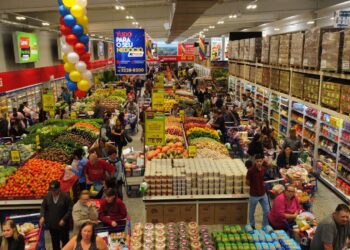 Grupo Koch realiza processo seletivo para nova loja em Rio Negrinho