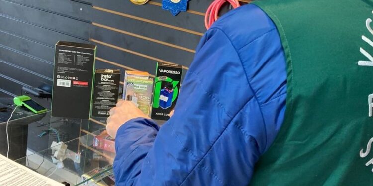 Vigilância Sanitária de Jaraguá do Sul intensifica combate aos cigarros eletrônicos