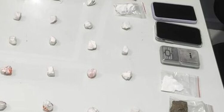 Jovem é preso por tráfico de drogas em Corupá