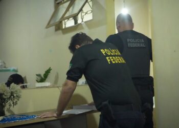 Polícia Federal faz buscas em Santa Catarina contra suspeitos por atos de 8 de janeiro