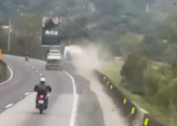 Briga entre motoristas quase acaba em acidente na BR-101, em SC