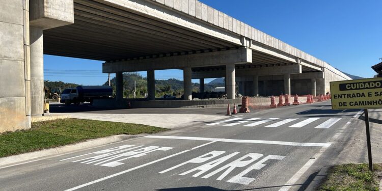 Parte inferior do viaduto do Guamiranga será liberada nesta terça-feira (27)