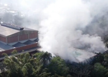 [Vídeo] Incêndio atinge unidade da Beagle, em Blumenau