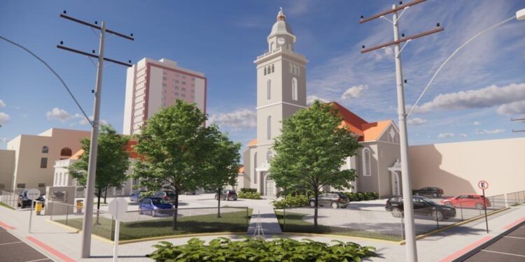 [Fotos] Prédio no Centro de Jaraguá do Sul será demolido e praça será construída no lugar