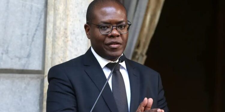 Polícia Federal vai investigar denúncias de assédio contra ministro Silvio Almeida