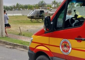 Homem fica gravemente ferido após cair de telhado em Araquari