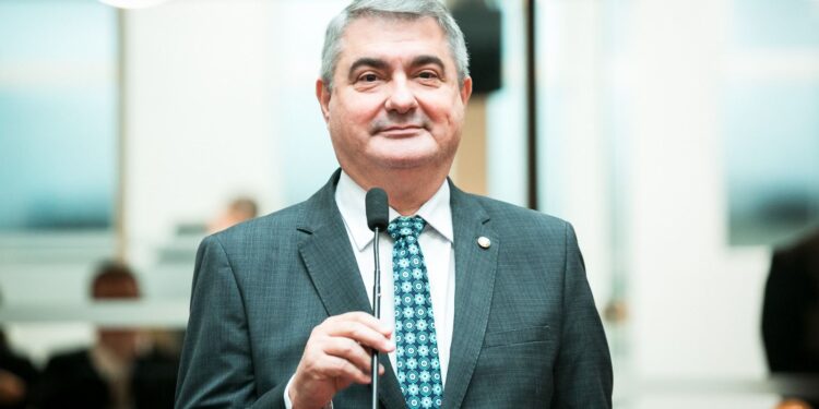 Aprovado projeto de lei de autoria de Lunelli, que simplifica o registro de imóveis em SC