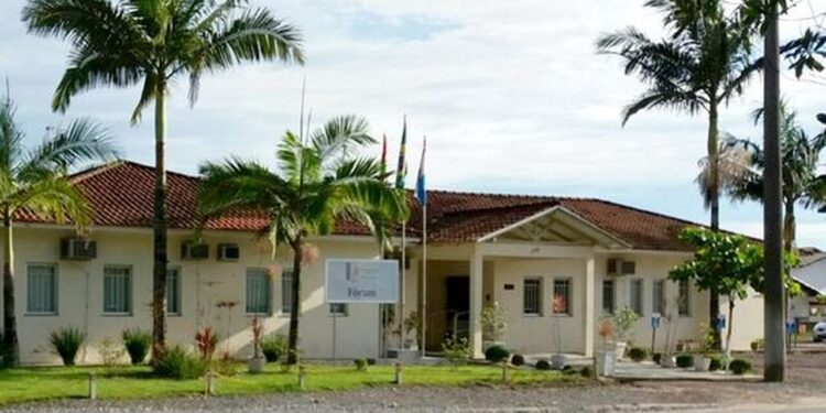 Acusados de matar homem por vender drogas sem autorização da facção criminosa são condenados em Itapoá