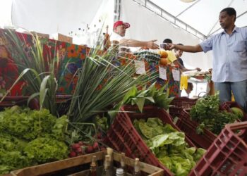 Economia brasileira tem primeira deflação do ano